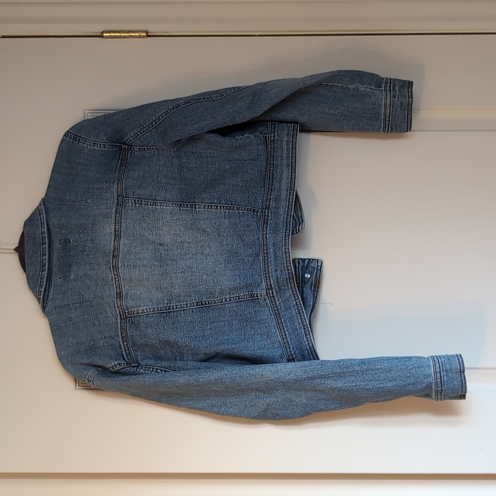Jean jacket - Picture 2 of 6